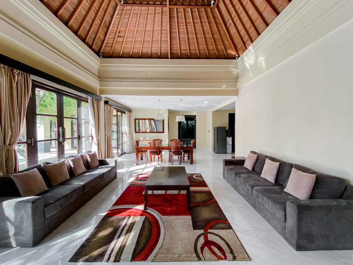 Cometa Villas Seminyak By Premier Hospitality Asia Exteriör bild