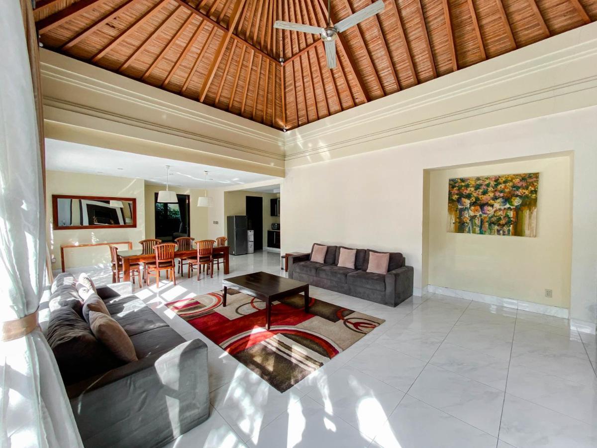 Cometa Villas Seminyak By Premier Hospitality Asia Exteriör bild