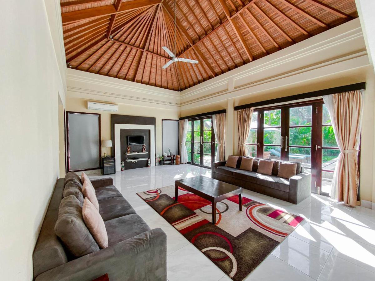 Cometa Villas Seminyak By Premier Hospitality Asia Exteriör bild